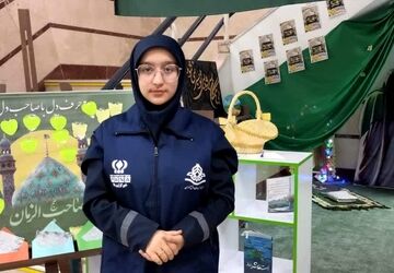 برگزاری یادواره شهدا توسط دانش آموزان دبیرستان برازنده مقدم ۱