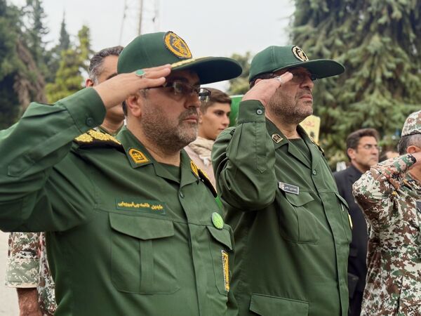 مراسم تشییع ۱۰ شهید گمنام در آمل