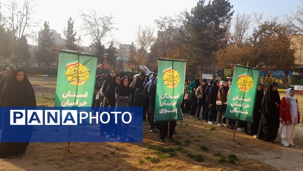 آیین تجلیل از برگزیدگان جشنواره های فرهنگی و هنری قطب خراسان در مشهد