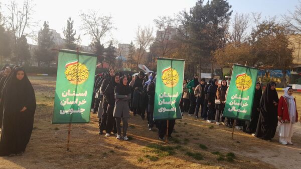 آیین تجلیل از برگزیدگان جشنواره های فرهنگی و هنری قطب خراسان در مشهد
