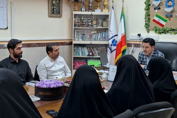 جلسه هم‌اندیشی بسیج و معاونت پرورشی شهرستان قدس جهت هماهنگی تابستانی پربار 
