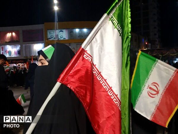 سی و هفتمین شب حضور مردم در میدان