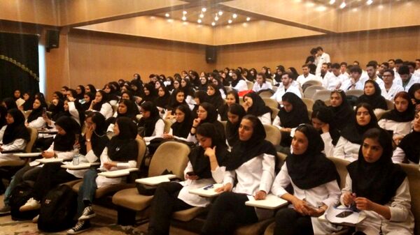 جشن روز پرستار در دانشکده علوم پزشکی دانشگاه آزاد اسلامی واحد کرج 