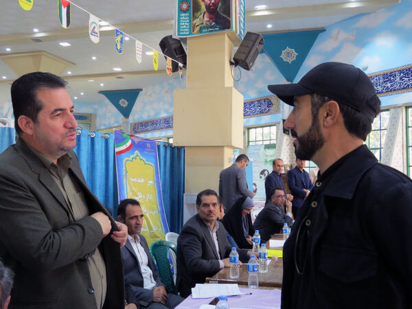 برپایی میز خدمت آموزش و پرورش خراسان شمالی