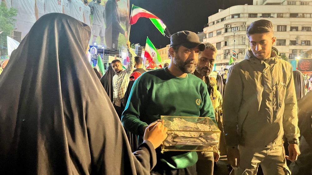 خاکستر پرواز؛ کتاب سوخته‌ی شهدای میناب، در قلب تهران شعله کشید