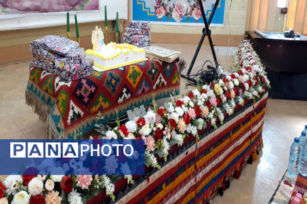 جشن تکلیف دانش‌آموزان دختر مدارس غیردولتی یاسوج