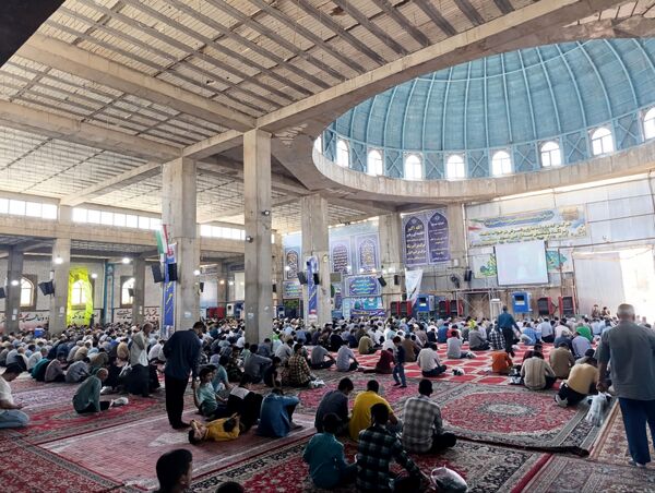نماز عبادی سیاسی جمعه همزمان باهفته وحدت درنیشابور