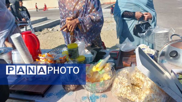 بازارچه دانش‌آموزی در منطقه فین