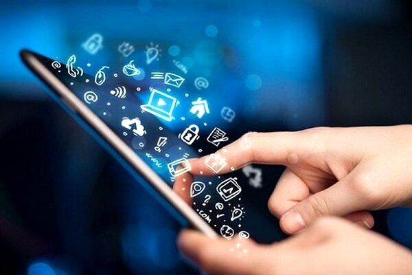 باید از فضای مجازی درست استفاده شود