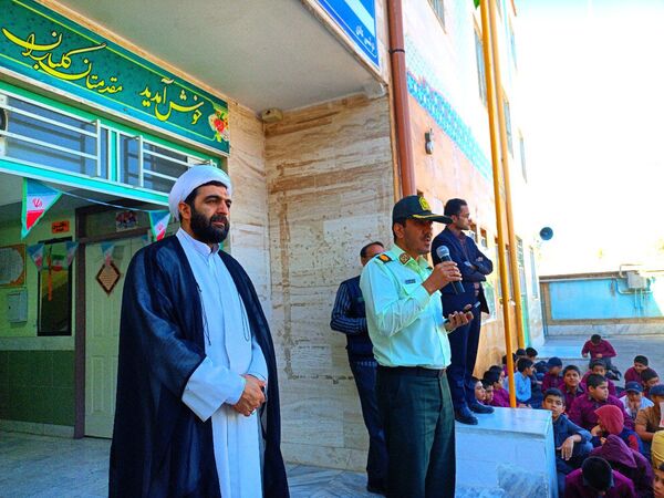 حضور رییس پلیس فتا شهرستان کاشمر در دبیرستان میثاق