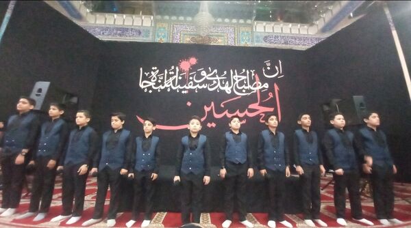 شیرخوارگان حسینی در مسجد جامع امام محمدباقر (ع)
