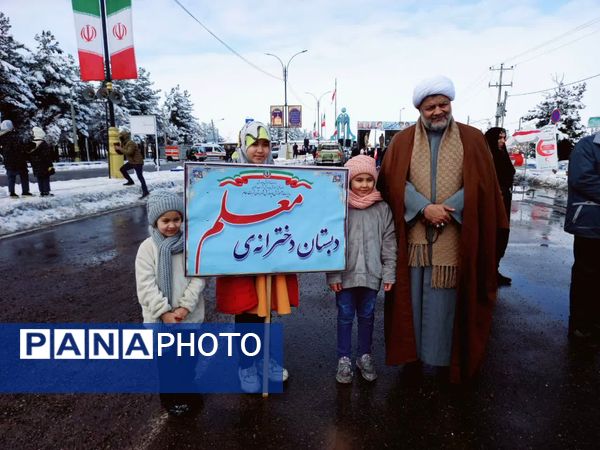 سرمای زمستان با حضور پرشور مردم تربت جام گرم شد