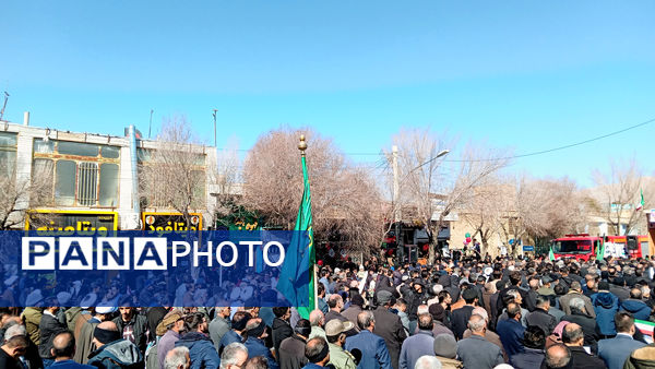 حضور حماسی مردم شهرضا در راهپیمایی 22 بهمن