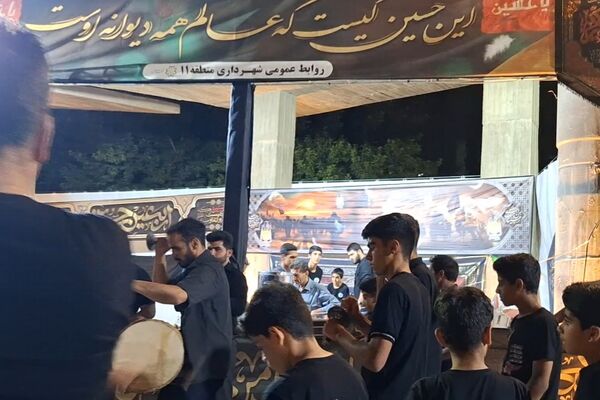 مراسم عزاداری امام حسن مجتبی (ع)و رحلت پیامبر(ص) با حضور نوجوانان شیرازی