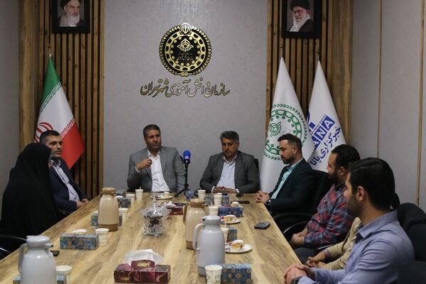 مدیرکل آموزش و پرورش شهرتهران از مسئولان سازمان دانش‌آموزی تهران تقدیر کرد