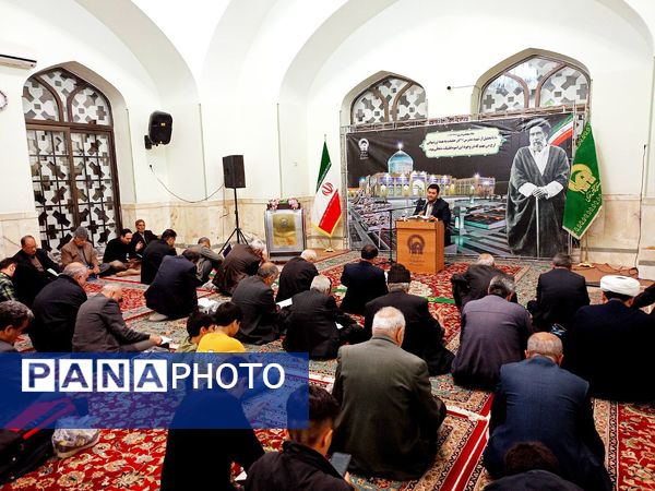 قرائت دعای کمیل در کاشمر