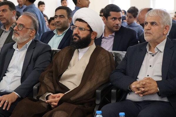 آیین افتتاح مدرسه  زنده‌یاد حاج لطف‌الله محسنی فشمی در پاکدشت 
