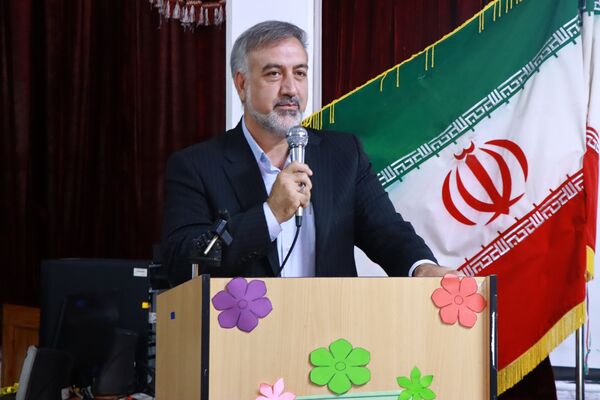 جشن عاطفه‌ها در آموزشگاه حاج محمد علی تقی پور