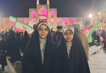 پیام رهبر به دختران ایران در شب میلاد بانوی کرامت
