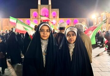 پیام رهبر به دختران ایران در شب میلاد بانوی کرامت