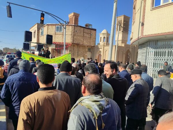 حضور پرشور مردم انقلابی شهر حسن آباد جرقویه علیا در راهپیمایی یوم الله ۲۲ بهمن