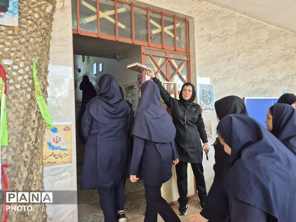 خشکبیجار به استقبال سال تحصیلی جدید رفت