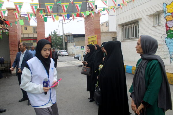 جشن گلریزان در دبستان شهدای بسیج بوشهر