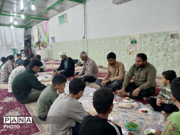 افطار و نماز جماعت روز پنجم ماه رمضان در حسینیه شهید جشاری