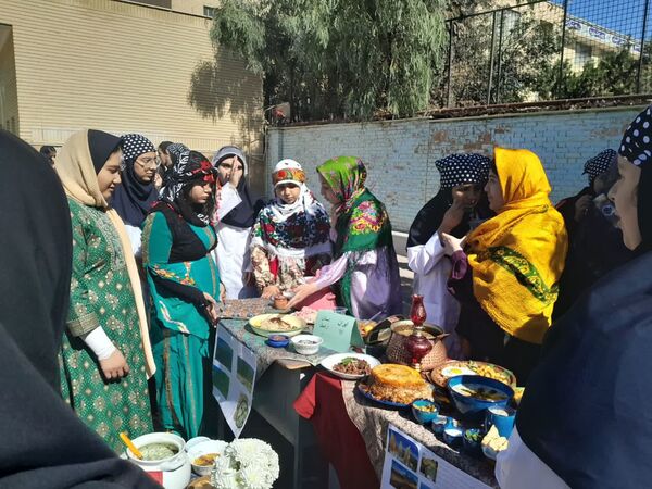 جشنواره نان و غذا‌های اقوام ایرانی و ملل 