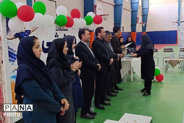 شور و نشاط ورزشی دانش‌آموزان دختران خراسان شمالی در قاب اختتامیه تابستانی