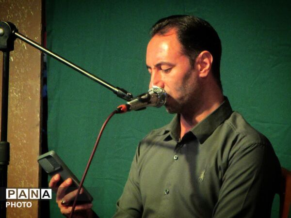 اجرای نمایش ، یاس بی نشان در جمع مردم مبعوث شده شهرستان فلاورجان