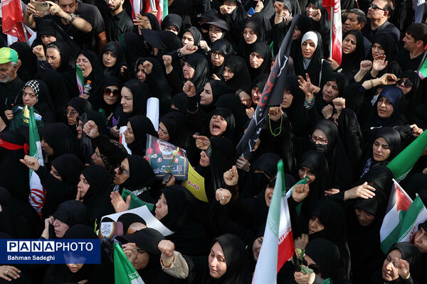 تشییع شهدای اقتدار در تهران - 2
