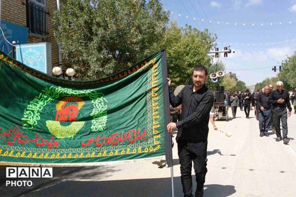 شهر راز غرق در سوگ اربعین؛ آیین باشکوه عزاداری حسینی با حضور گسترده مردم