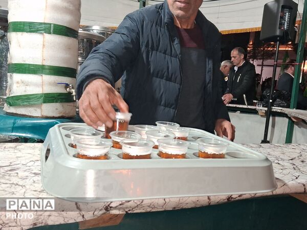 اجتماع مردمی در بیست و چهارمین شب در حمایت از جبهه حق در بلوار فضل نیشابور