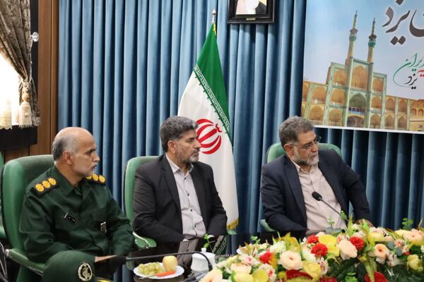دیدار مدیرکل آموزش و پرورش استان یزد با فرمانده سپاه الغدیر 