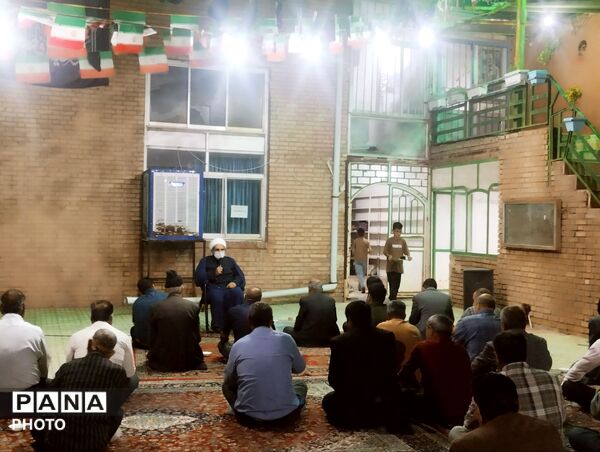 سوگِ غربتِ جوادالائمه (ع)؛ دل‌های شکسته در شبی آکنده از اشک به هم رسیدند