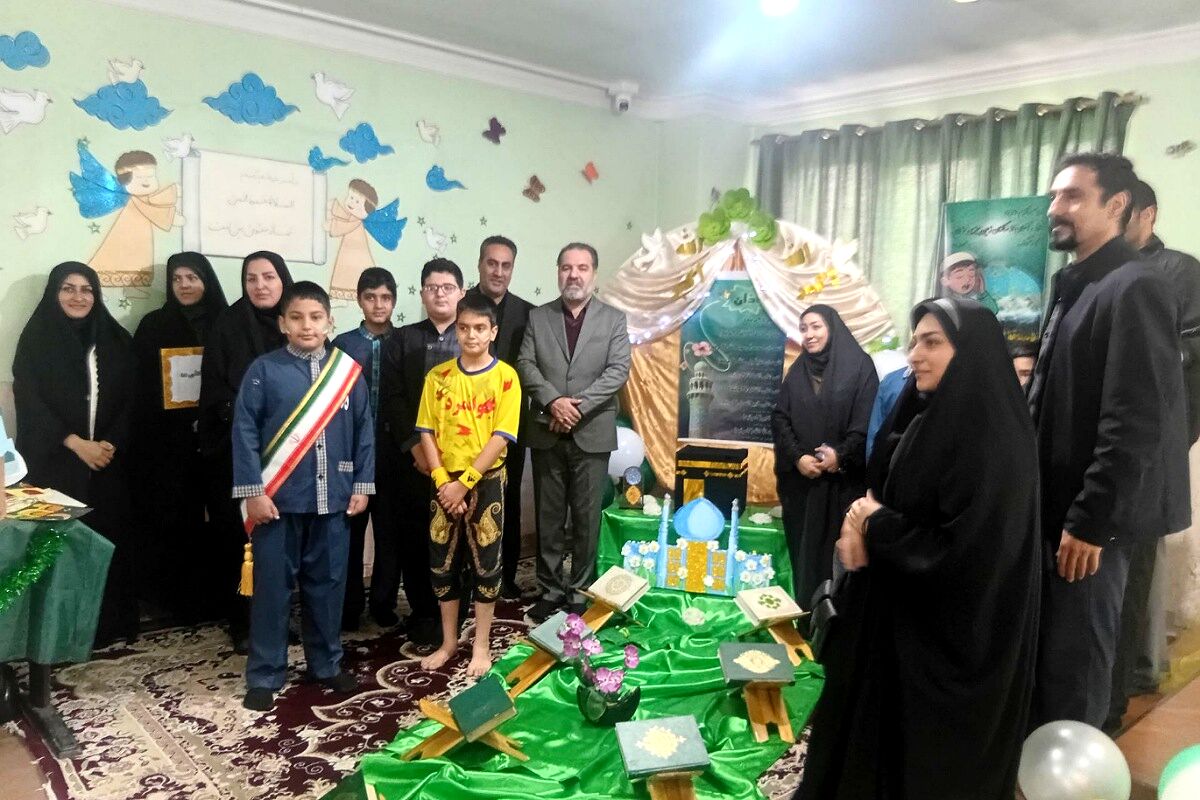 برپایی نمایشگاه قرآن و عترت در ناحیه دو شهرری 