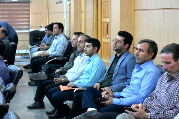 جلسه توجیهی انتخابات ریاست جمهوری در شهرستان اسلام آباد غرب