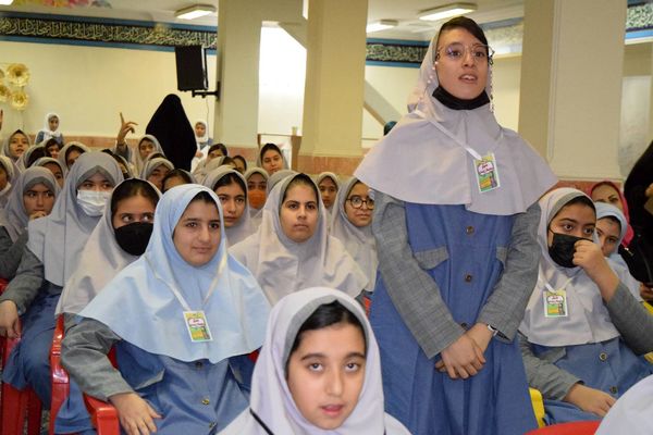 ارتقای سلامت دانش‌آموزان با برگزاری کارگاه آموزشی در مدرسه دخترانه حضرت معصومه(س)