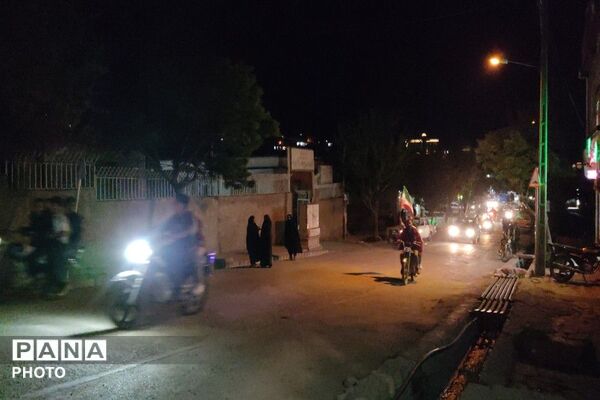 گذری بر رژه خودرویی در شهر دارالسادات بار نیشابور 