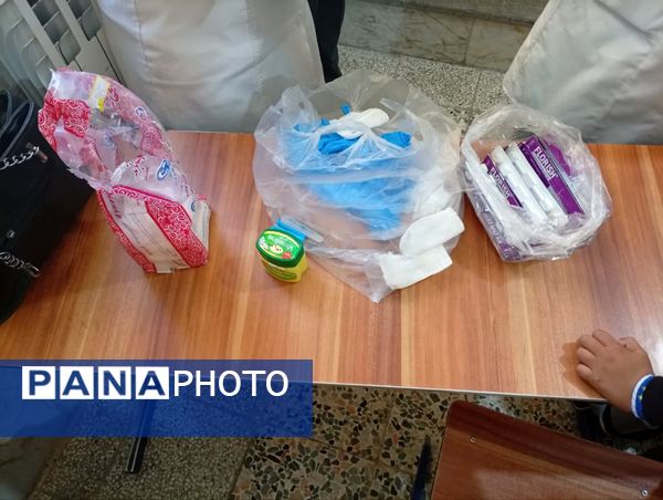 اجرای طرح وارنیش فلوراید در دبستان شهید پسندیده فدافن 