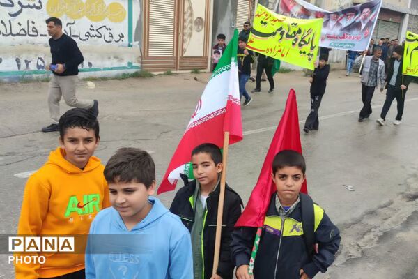حضور پرشور مردم خشت‌ و کمارج در راهپیمایی روز قدس