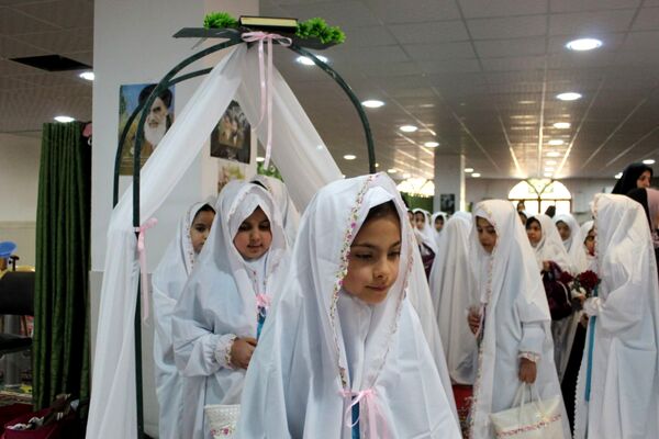 جشن تکلیف دختران مدارس درق