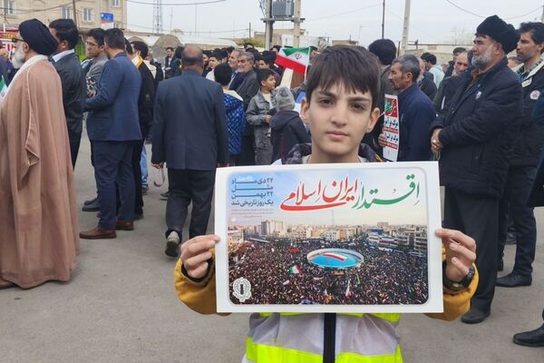 شور و حماسه راهپیمایی 22 بهمن در شهر جعفریه