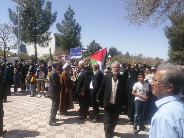 مردم کاشمر با سر دادن فریاد مرگ بر اسرائیل روز قدس را گرامی داشتند