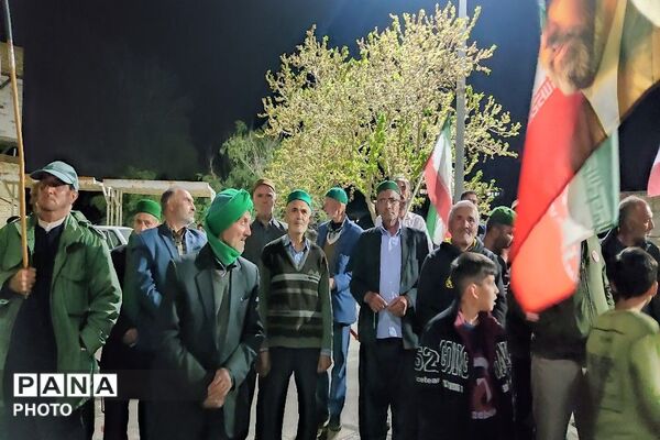 جوشش غیرت انقلابی مردم شهر بار در  اجتماعات شبانه