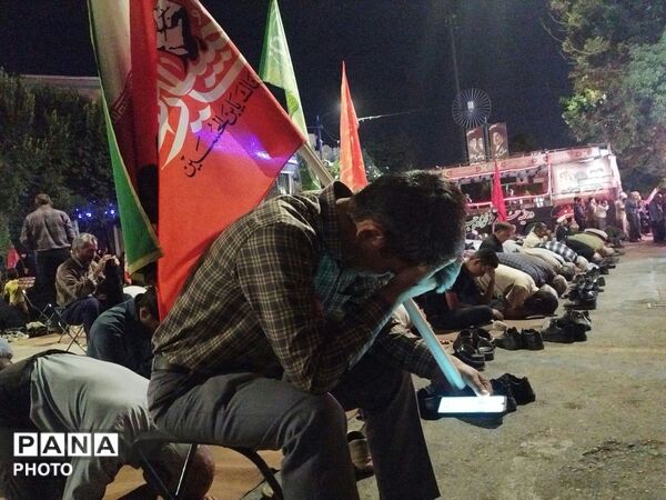 شبی دیگر در سایه سرای مسجد جامع شهرستان نیشابور با حضور نماینده مردم نیشابور 