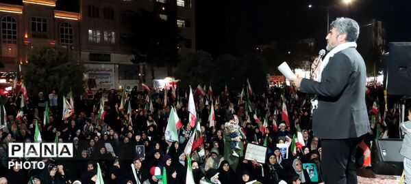 دل‌های عاشق در حسینیه فضل نیشابور به انتظار موعود