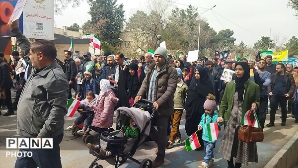 راهپیمایی قدس ، نماد مقاومت و وحدت ملت ایران و اسلامی ۲