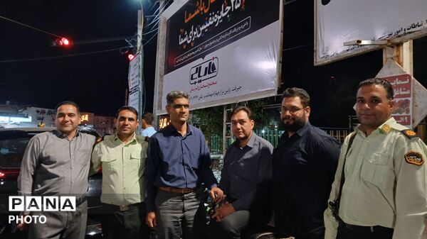 گوش به فرمان رهبریم